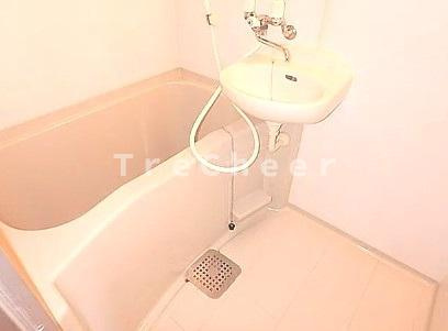 フルールウエハラの浴室