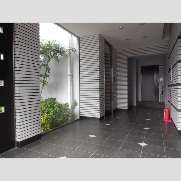 フルーヴトレーズのロビー