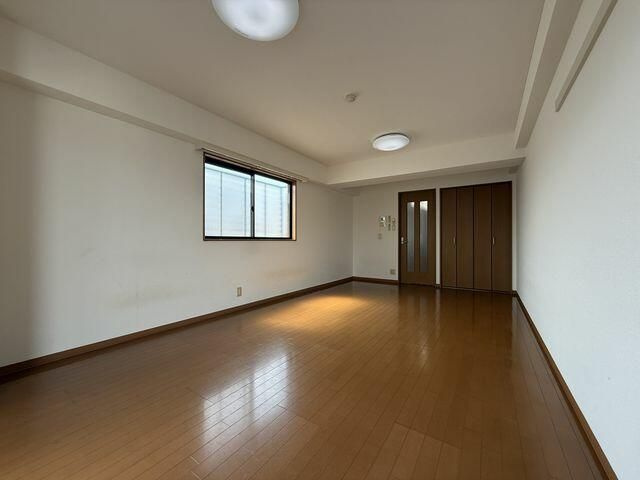 第七田嶋ビルの居間・リビング