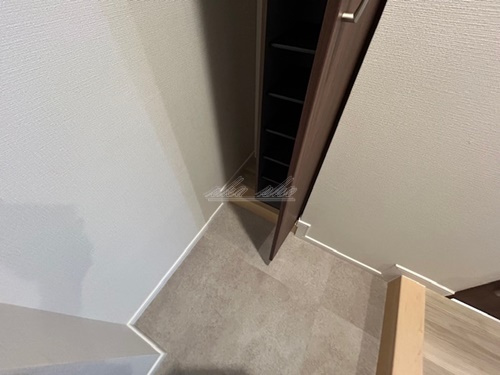 【玄関】クレヴィスタ阪東橋