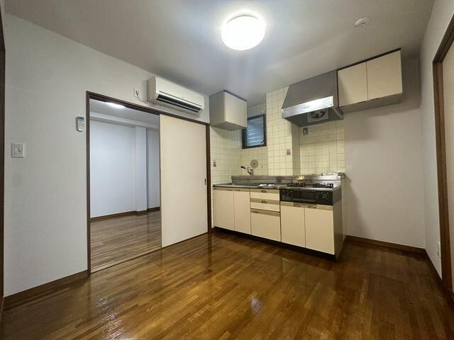 シャンクローネタウエモンの居間・リビング