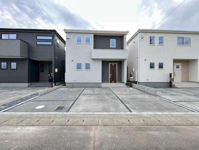 リーブルガーデン　一宮市西大海道　全3区画分譲の駐車場|■駐車場　■ヤマダ不動産　株式会社リライフ　
■夢のマイホーム購入をフルサポートします！