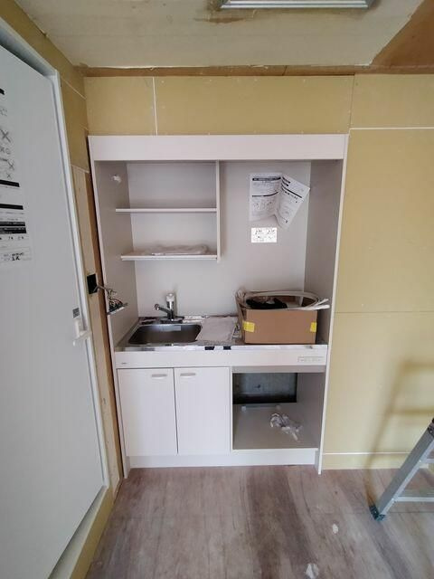 相良ビルのキッチン