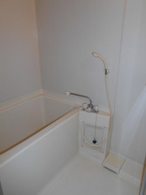 コーポ桂Ⅱの浴室