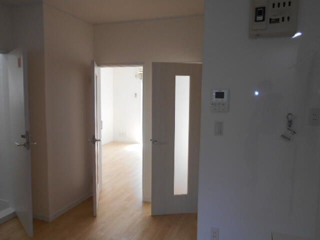 コーポ桂Ⅱの居間・リビング