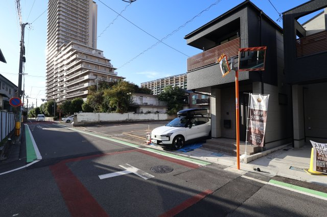 《仲介手数料無料》中央区上落合７丁目2-1新築一戸建てメルディアの外観|撮影日 2025年11月1日 15:00 晴れ