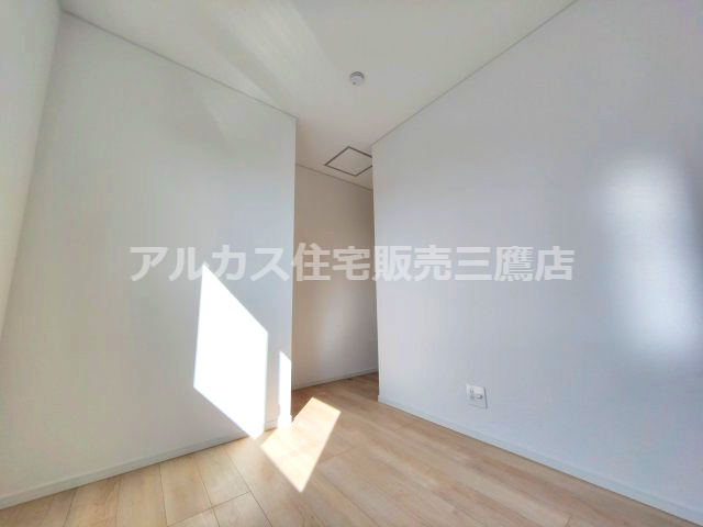 三鷹市大沢５丁目 京王線 西調布駅 新築戸建の洋室