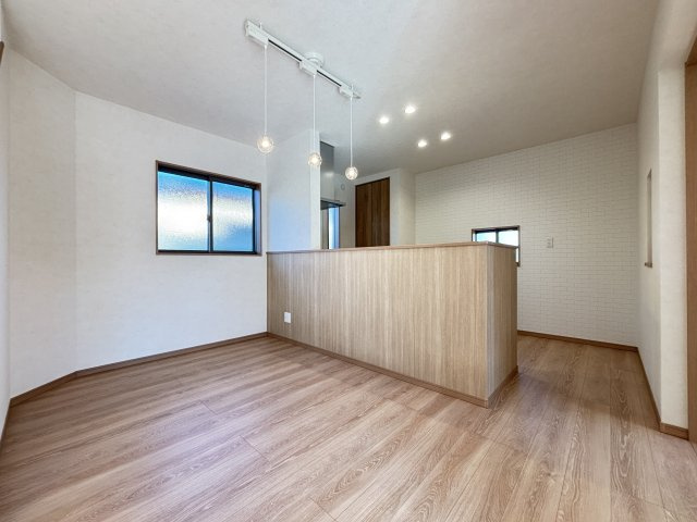 【ダイニング】