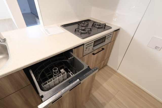 《仲介手数料無料》中央区上落合７丁目2-1新築一戸建てメルディアのキッチン|撮影日 2025年11月1日 15:00 晴れ