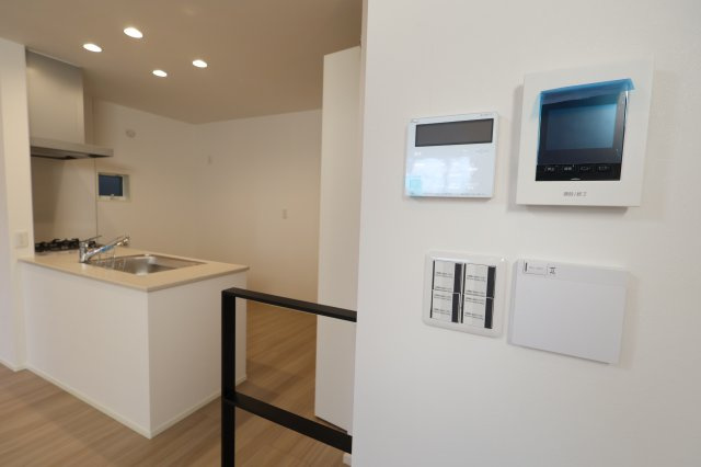 《仲介手数料無料》中央区上落合７丁目2-1新築一戸建てメルディアのセキュリティ|撮影日 2025年11月1日 15:00 晴れ