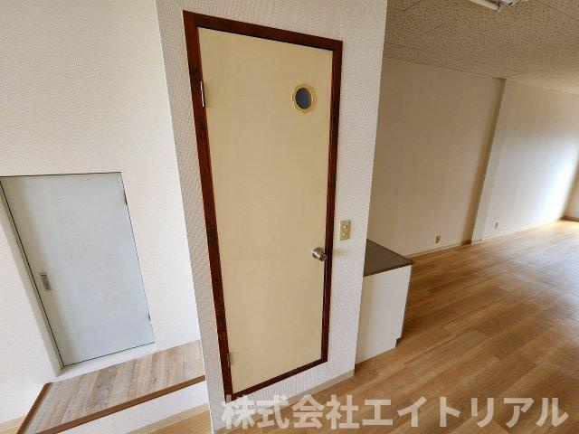 山口ビルの内装