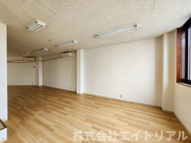 山口ビルの内装