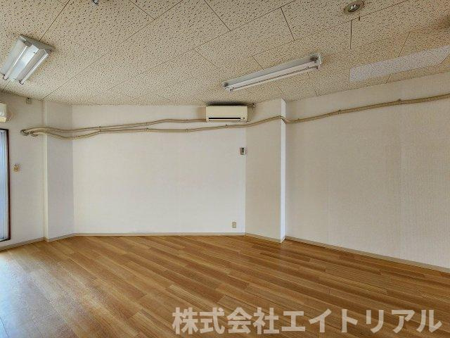 山口ビルの内装