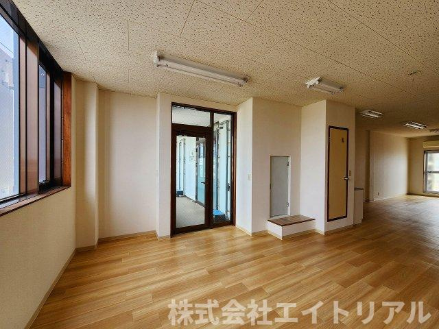 山口ビルの内装