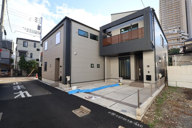 《仲介手数料無料》中央区上落合７丁目2-1新築一戸建てメルディアの外観|撮影日 2025年11月1日 15:20 晴れ