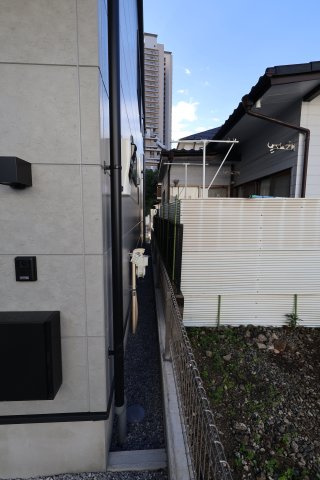 《仲介手数料無料》中央区上落合７丁目2-1新築一戸建てメルディアの外観|撮影日 2025年11月1日 15:20 晴れ