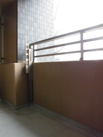 オータム　アベニューのバルコニー