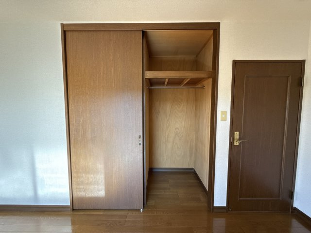狩山邸戸建貸家の収納