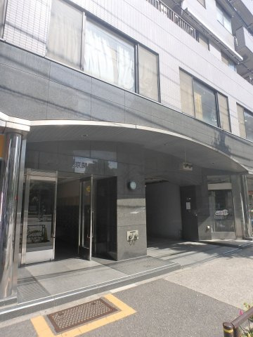 メゾン文京関口Ⅱのエントランス