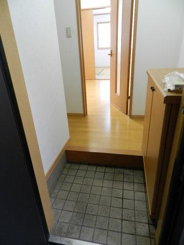 ハイツサンクライムの玄関