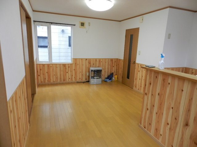 ハイツサンクライムの居間・リビング