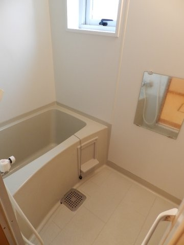 ハイツサンクライムの浴室