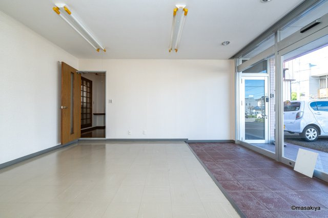 吉田1丁目戸建（1F事務所有）