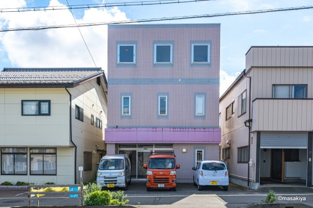 吉田1丁目戸建（1F事務所有）