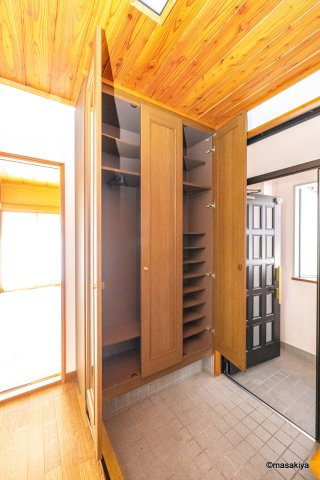 吉田1丁目戸建（1F事務所有）