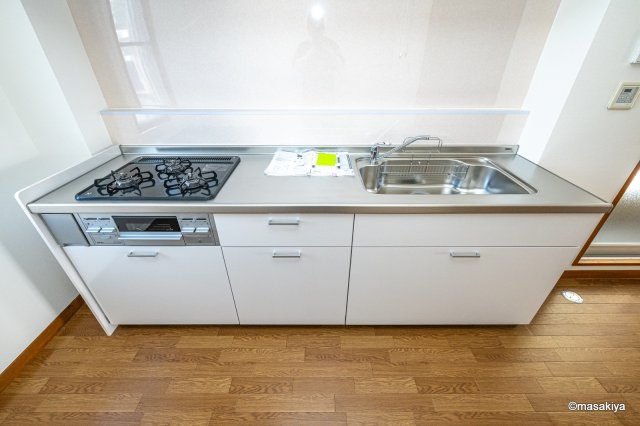 吉田1丁目戸建（1F事務所有）