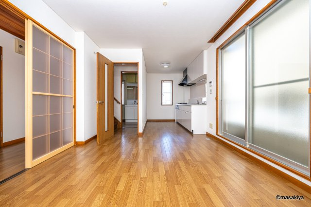 吉田1丁目戸建（1F事務所有）