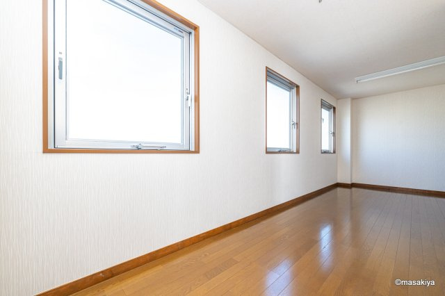 吉田1丁目戸建（1F事務所有）