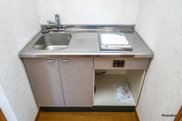 吉田1丁目戸建（1F事務所有）