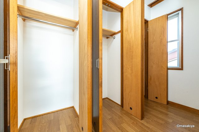 吉田1丁目戸建（1F事務所有）