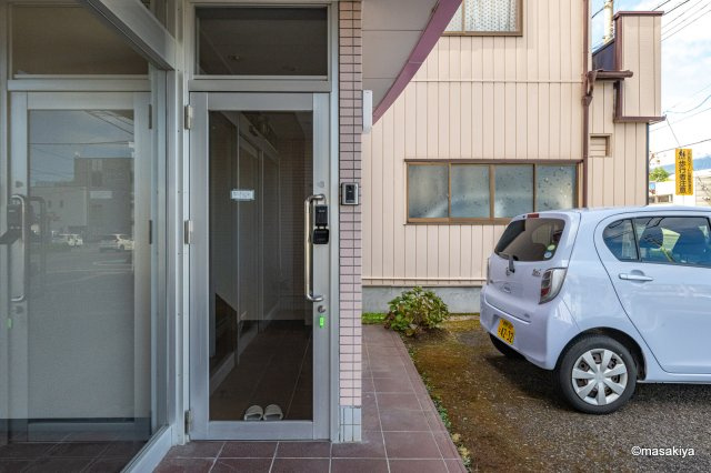 吉田1丁目戸建（1F事務所有）