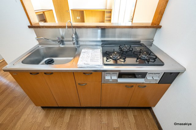 吉田1丁目戸建（1F事務所有）