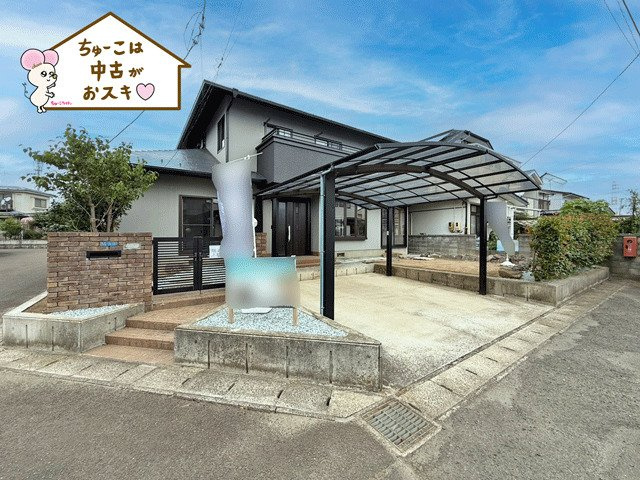 宮城野区白鳥2丁目　カーポート付きリフォーム住宅♪の外観