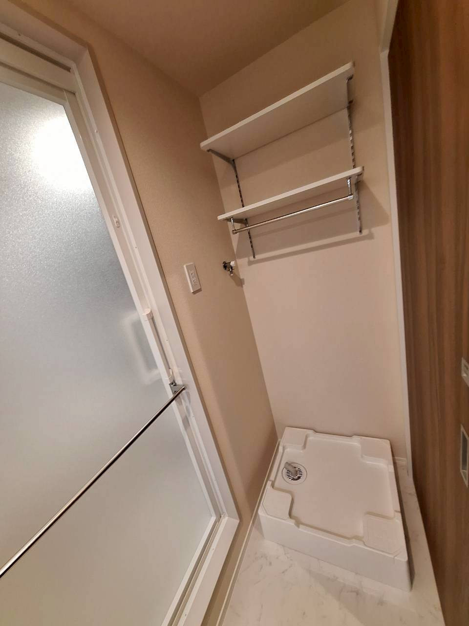 プレミアメゾンの洗面所|★室内洗濯機置き場★