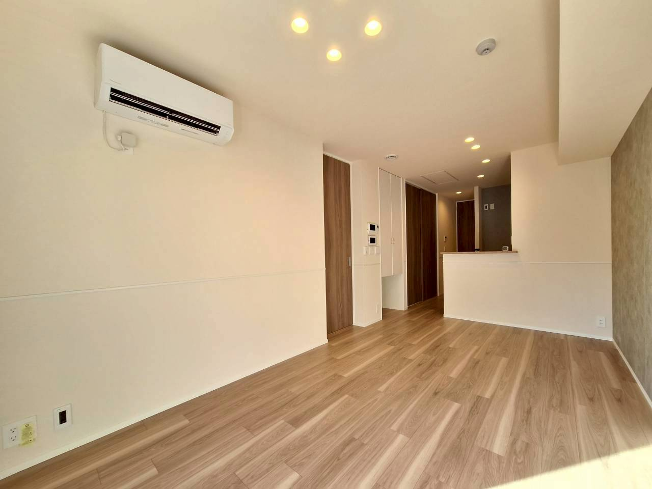 プレミアメゾンの居間・リビング|★14.3帖のリビングダイニングキッチン★