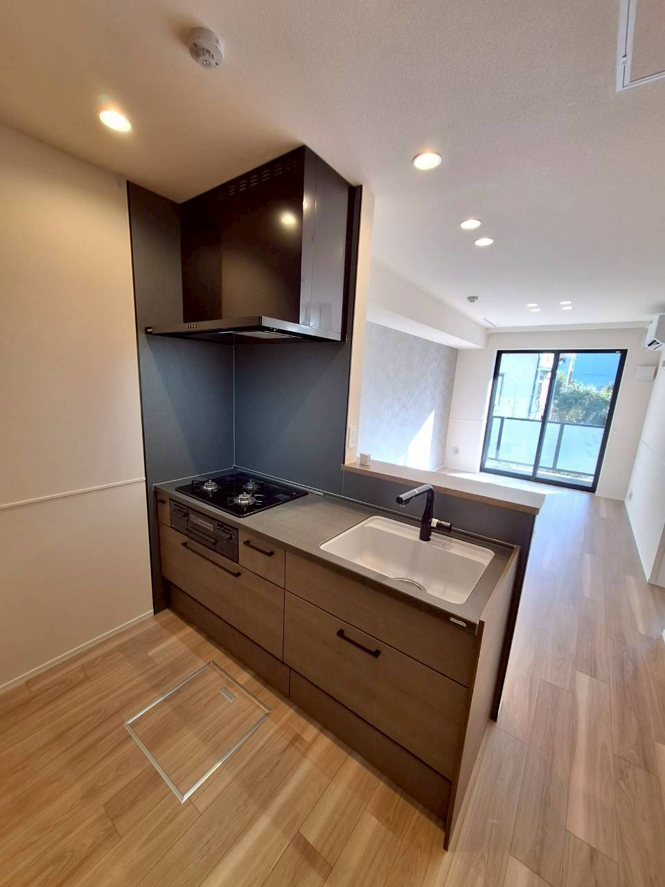 プレミアメゾンのキッチン|★ガス3口グリル付きのシステムキッチン★