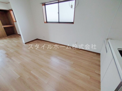 【居間・リビング】 | ネヴァーハウス