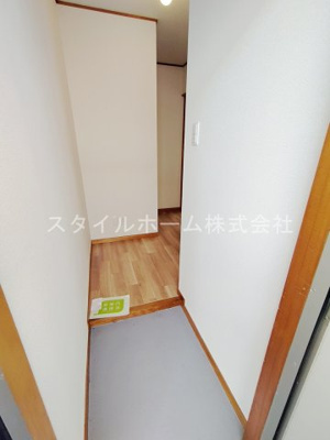 【玄関】 | ネヴァーハウス