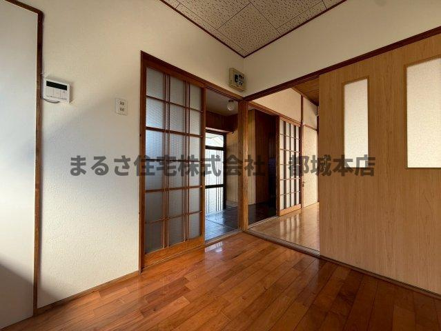 長峯貸家の居間・リビング