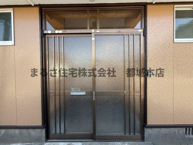 長峯貸家のエントランス