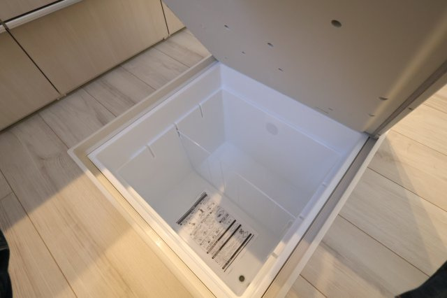 《仲介手数料無料》岩槻区大字掛186-13(全1戸)新築一戸建てケイアイテラスのキッチン|撮影日 2025年11月22日 13:00 晴れ