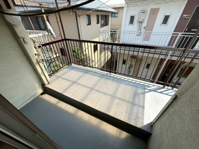 【バルコニー】 | 本郷4丁目戸建