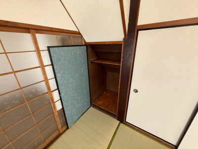 【洋室】 | 本郷4丁目戸建