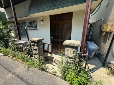 【エントランス】 | 本郷4丁目戸建