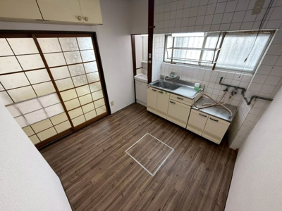 【居間・リビング】 | 本郷4丁目戸建