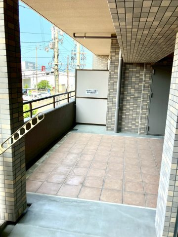 ロイヤルガーデンプラザ宇多津駅前壱番館のバルコニー